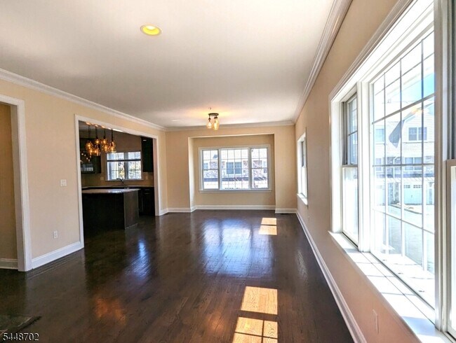 Building Photo - 5 A Foley Pl