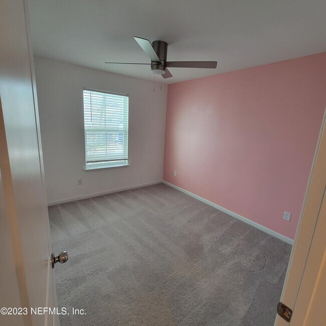 Building Photo - 51 Appleton Ct