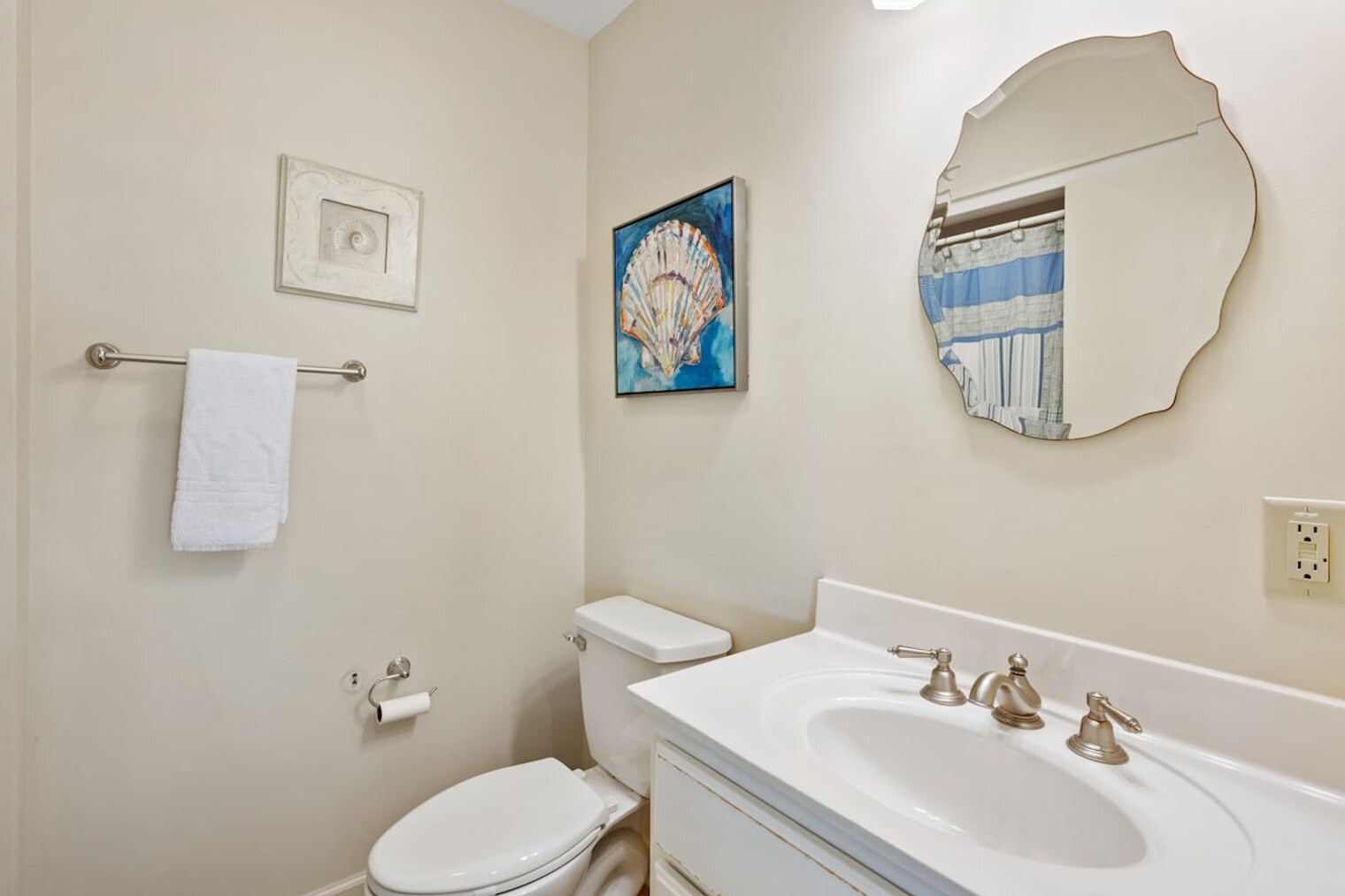 Building Photo - 409 Debordieu Blvd