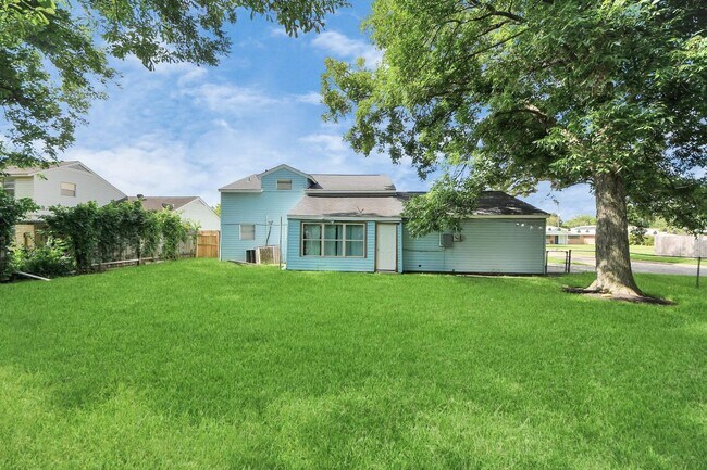 Building Photo - Charming and well-maintained home in the heart of Pasadena!