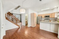 Building Photo - 3 Bedroom 2.5 Bathroom is Old Town Arvada