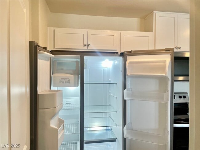 Building Photo - 1130 Scarlet Sparrow St