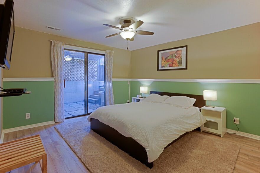Building Photo - 2256 Sidewinder Dr