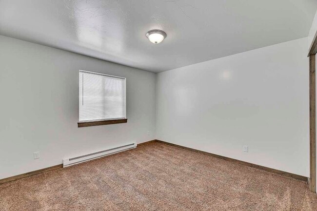 Building Photo - 3220 Lark Ave