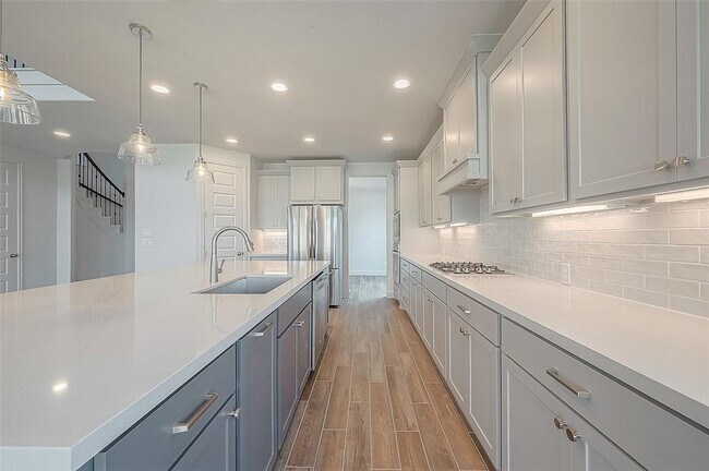 Building Photo - 29803 Breezy Pnes Lp