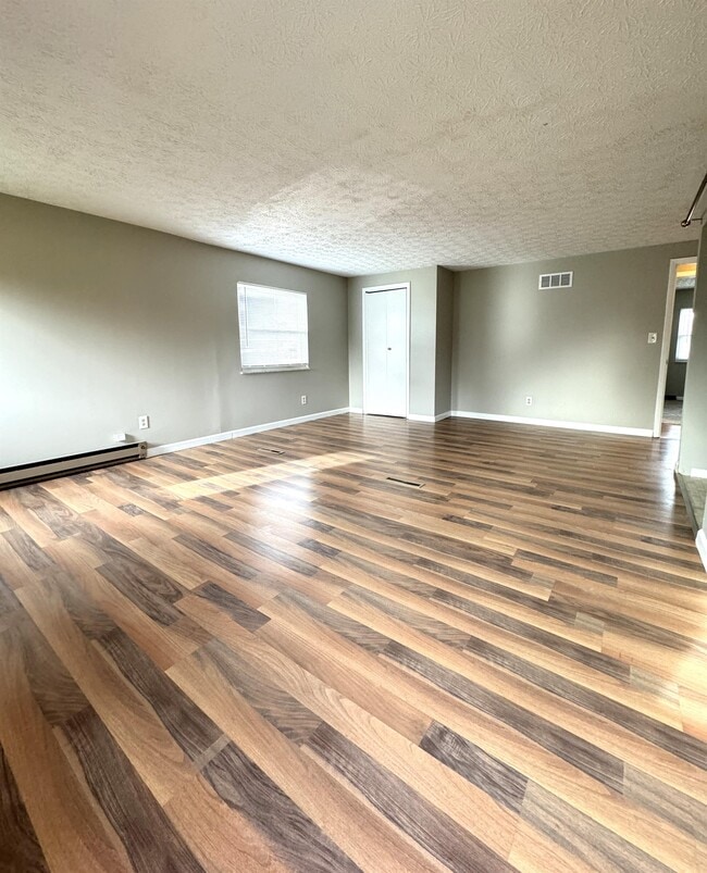 Building Photo - 5117 Bixford Ave