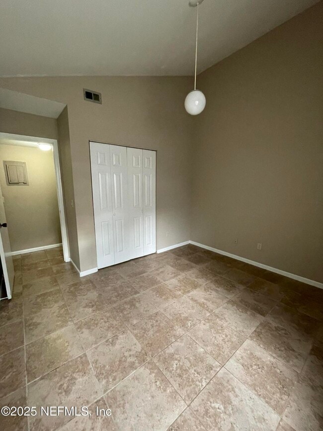 Building Photo - 4751 San Jose Manor Dr W