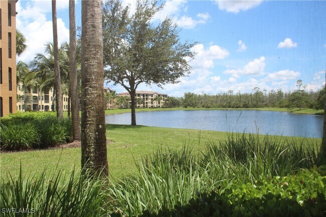 Building Photo - 9735 Acqua Ct