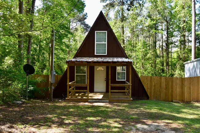 Building Photo - 1 Bedroom House in Ruston With Lots of Upd...