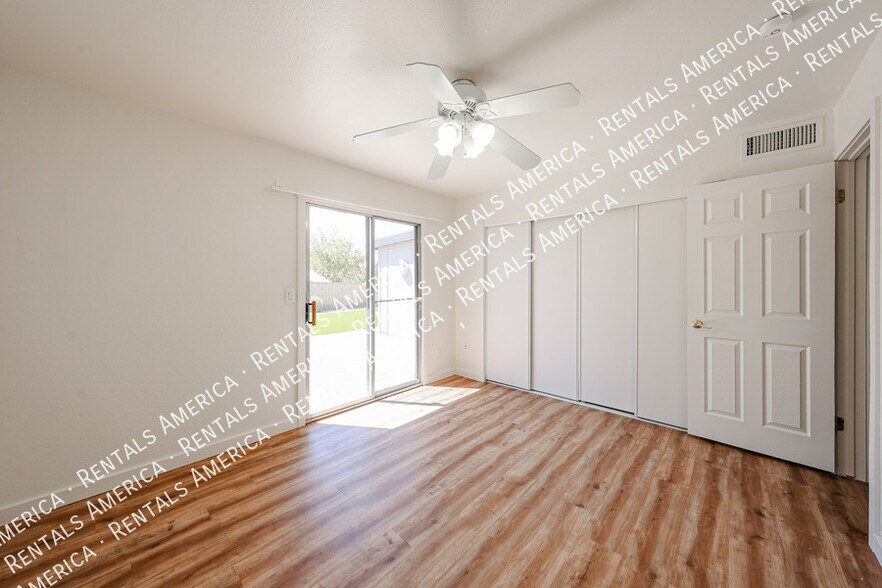 Building Photo - 17848 N 30th Pl