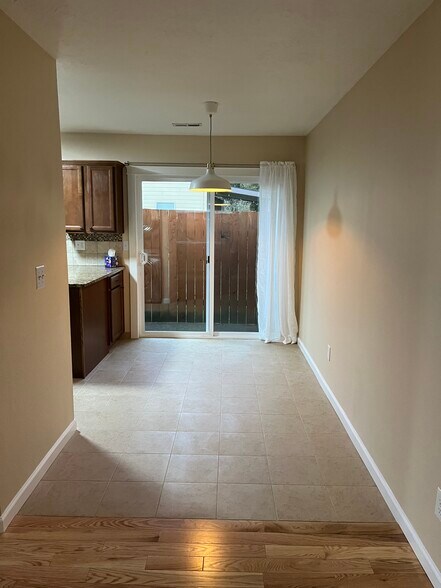 Building Photo - 3618 SE 67th Ave