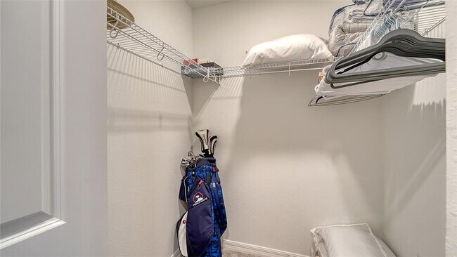 Building Photo - 12140 Wellen Golf St