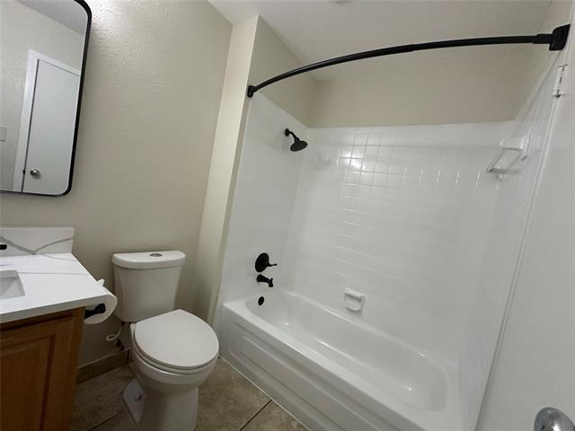 Building Photo - 719 Heatherwood Dr
