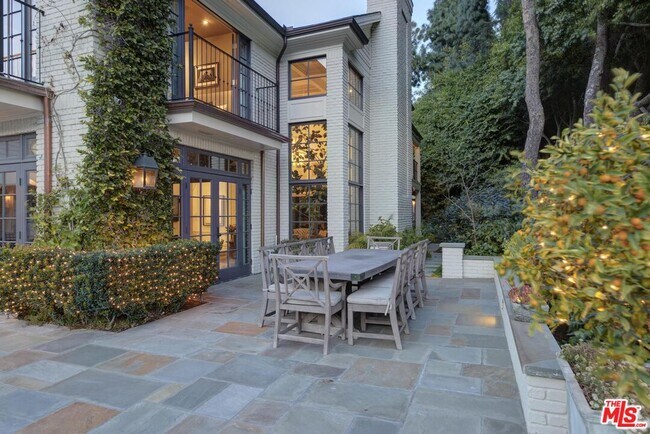 Building Photo - 7171 Chelan Way