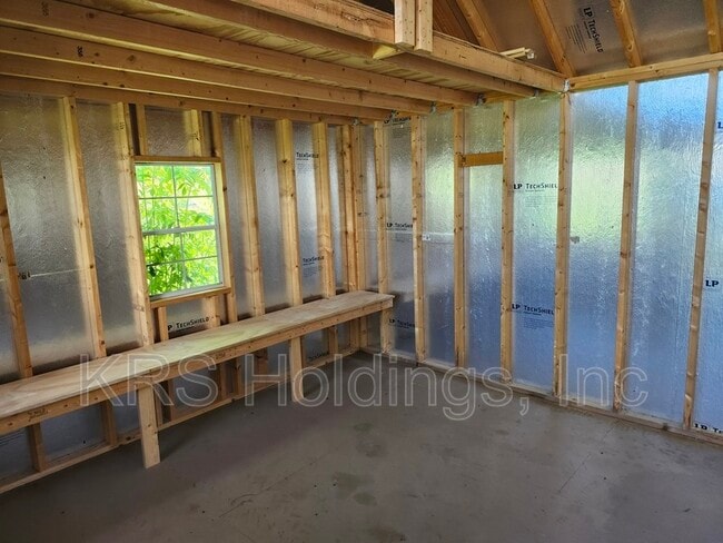 Building Photo - 4517 Wiltshire St