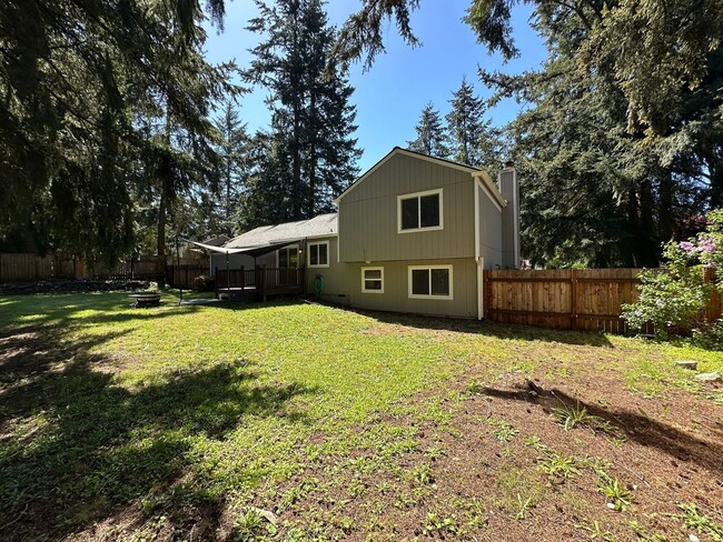 Building Photo - Charming 3 bedroom home in desirable Puyallup