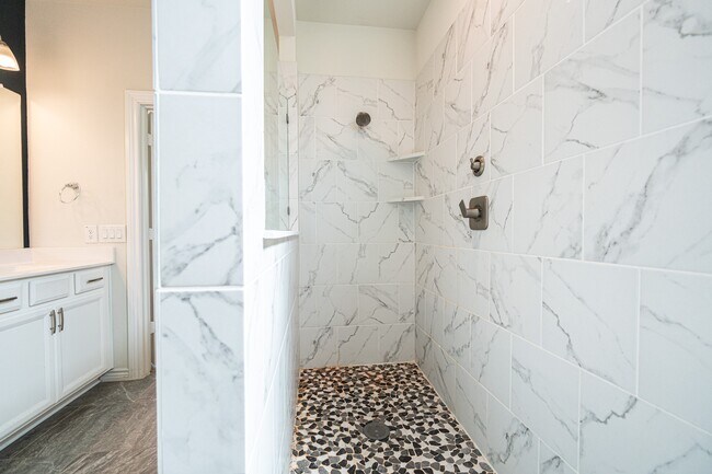 Building Photo - 23222 Ivory Sedge Trl