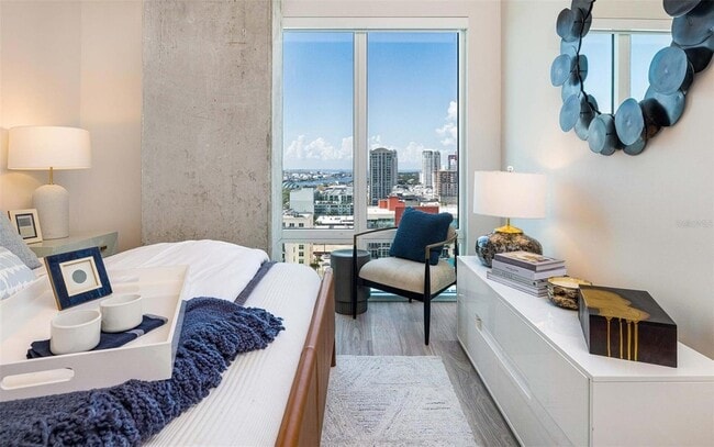 Building Photo - 601 N 12th St