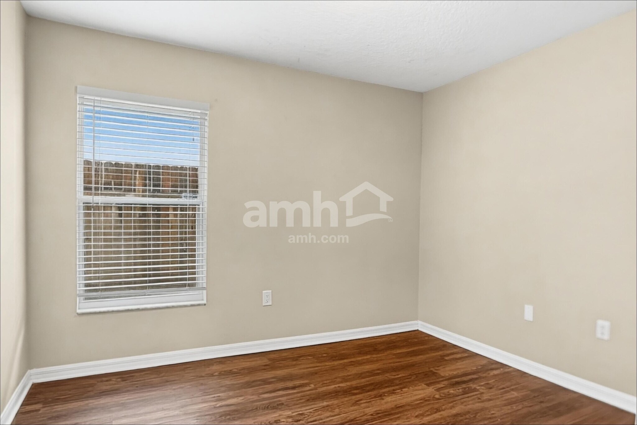 Building Photo - 10434 Boyette Creek Blvd