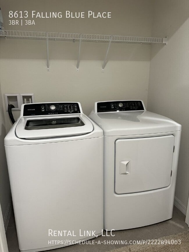 Building Photo - 8613 Falling Blue Pl