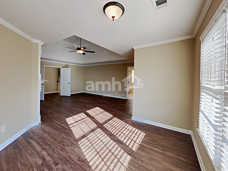 Building Photo - 4866 Trilogy Park Trail NE