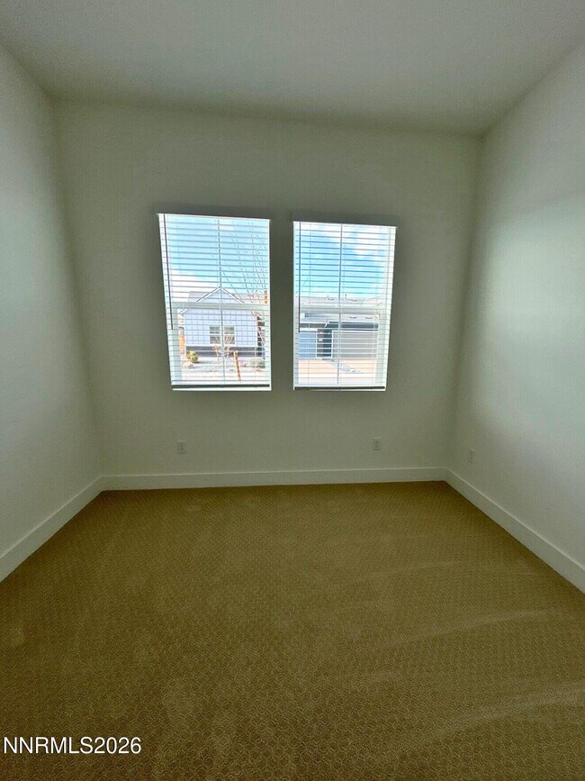 Building Photo - 7328 Oakmont Ln