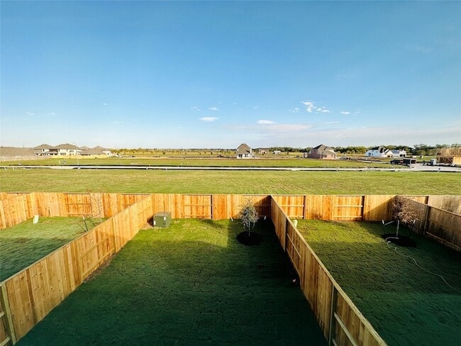 Building Photo - 4143 Champlain Wy