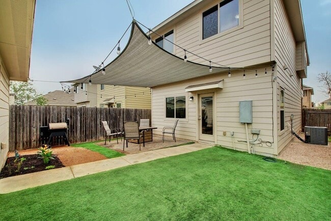 Building Photo - 4604 Esper Ln