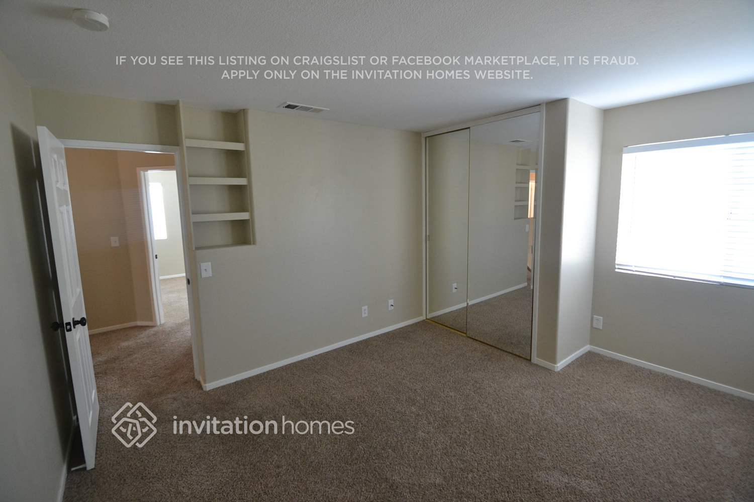 Building Photo - 4421 Fall Ln