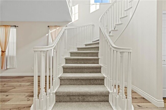 Building Photo - 28355 Stansfield Ln