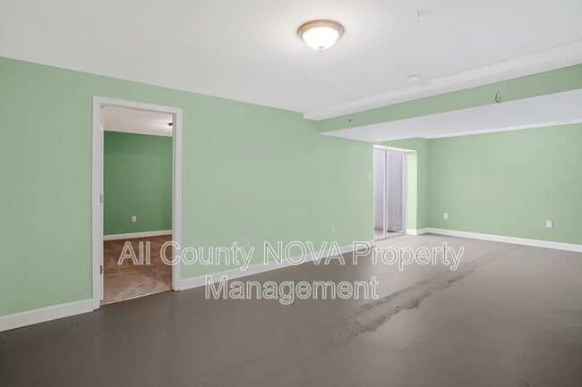 Building Photo - 12105 N Keys Rd