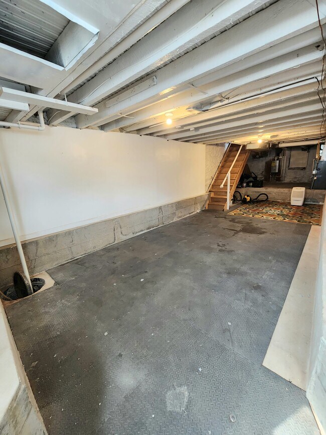 Building Photo - 764 E Fort Ave