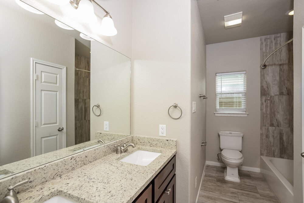 Building Photo - 12406 Jacobs Pond