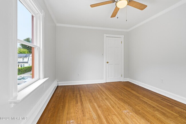 Building Photo - 638 Overton Pl