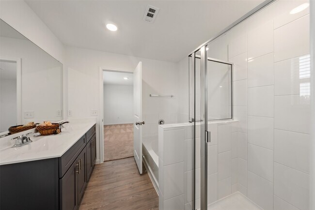 Building Photo - 14866 Ash Landing Dr
