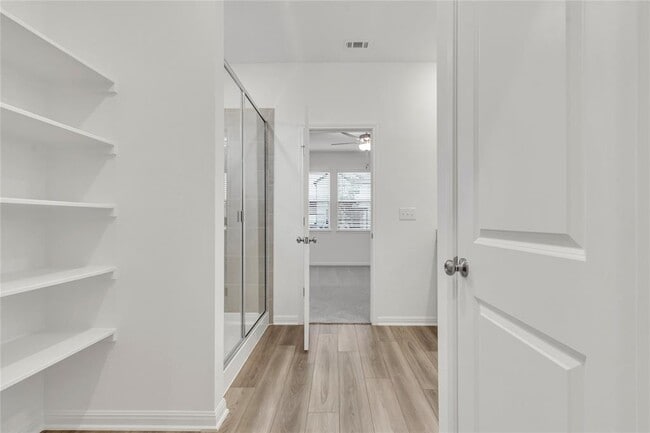 Building Photo - 5901 Jennifer Pasture Path