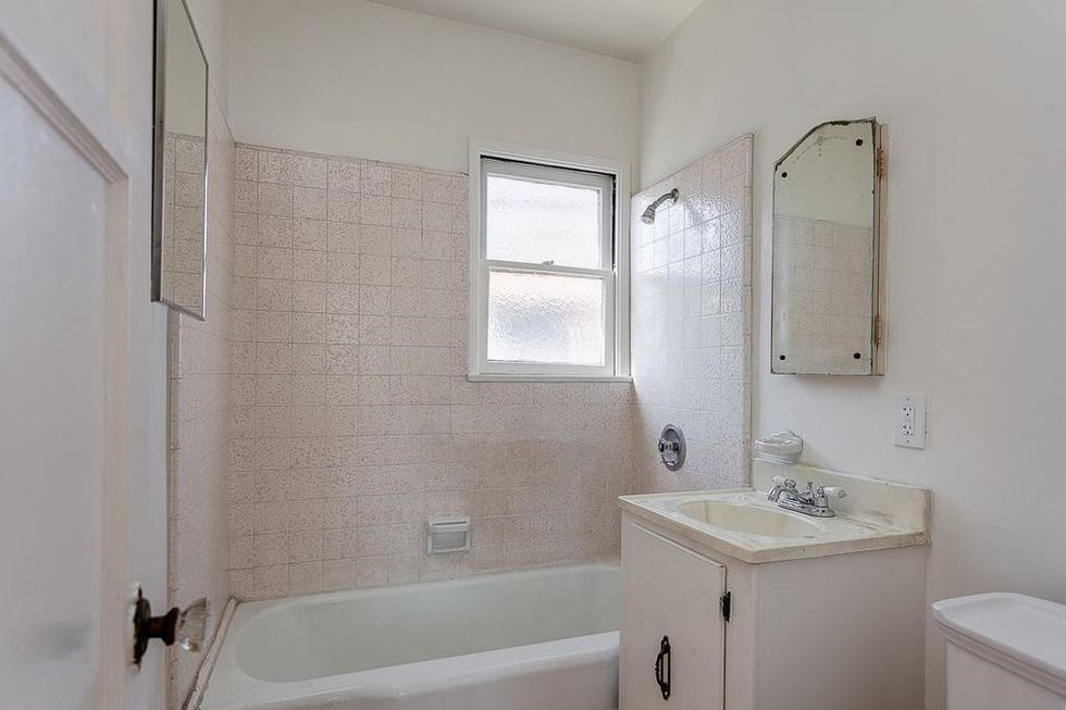 Building Photo - 4557 Alumni Ave