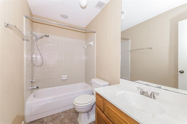 Building Photo - 2222 Cortland Cir