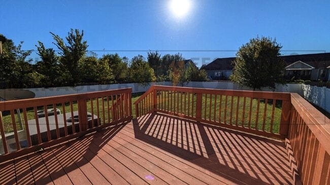 Building Photo - 1209 Chinook Cir