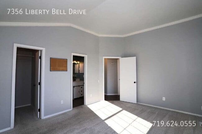 Building Photo - 7356 Liberty Bell Dr