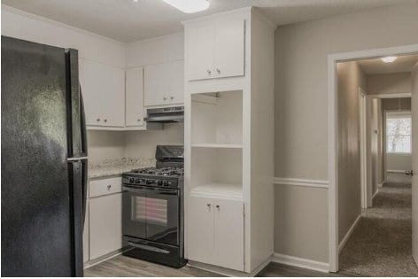 Building Photo - 560 Old Lundy Rd