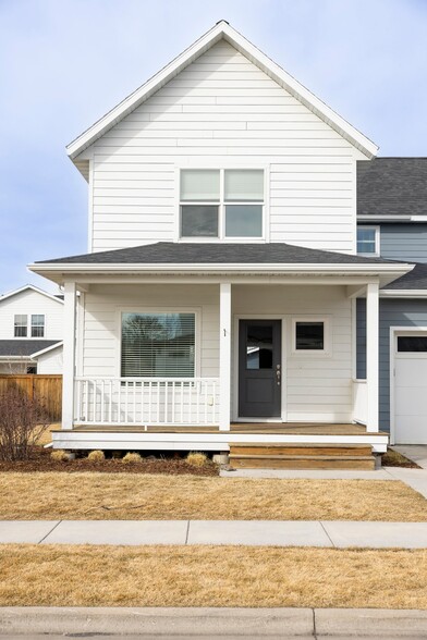 Building Photo - 3447 Monida St