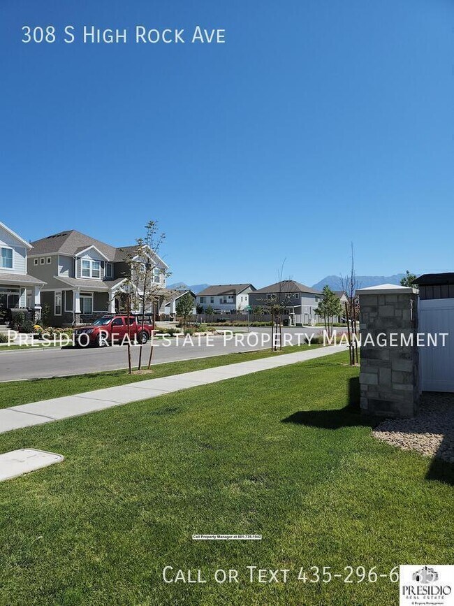Building Photo - 308 S High Rock Ave
