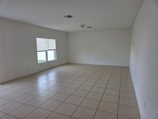 Building Photo - 5040 Beauclair St