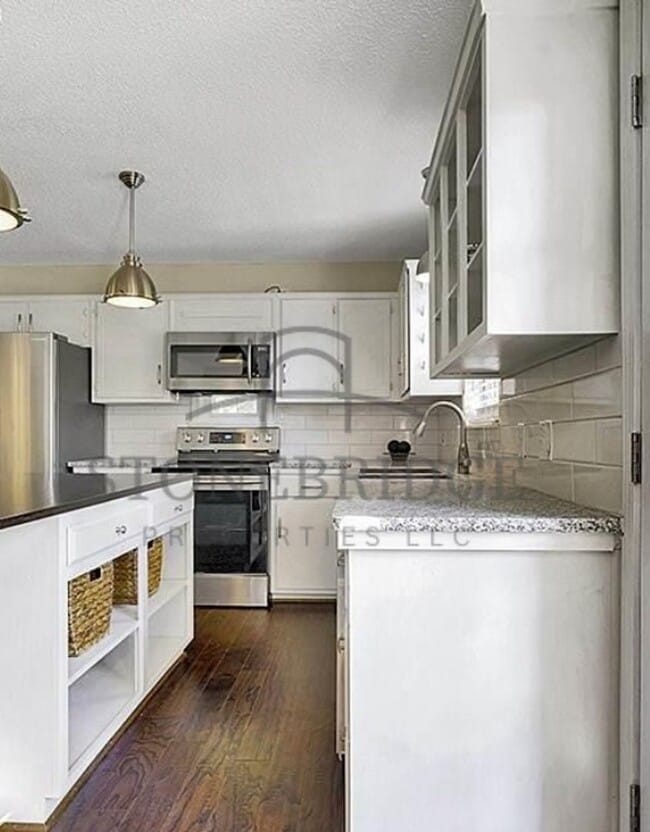 Building Photo - 4 bed, 3 bath in Alabaster