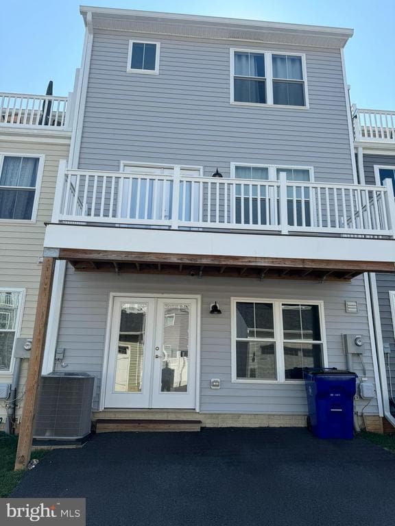 Building Photo - 417 Gillespie Dr