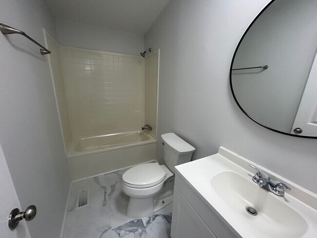 Building Photo - 1362 Winterwood Rd