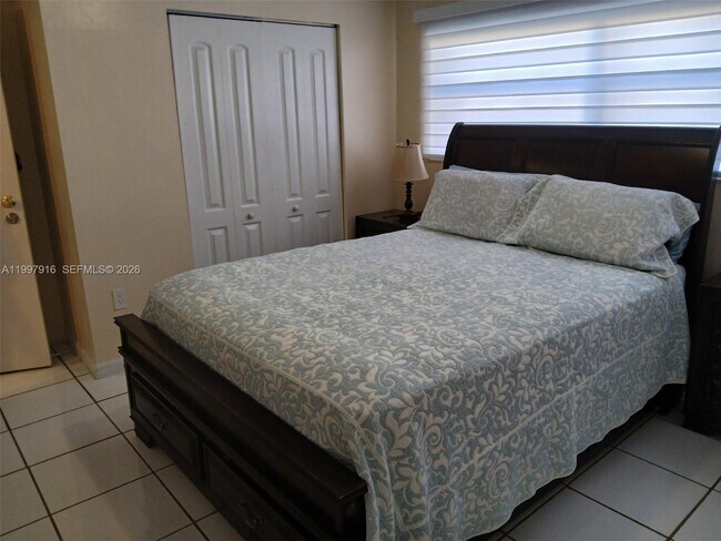 Building Photo - 15659 SW 73rd Cir Terrace