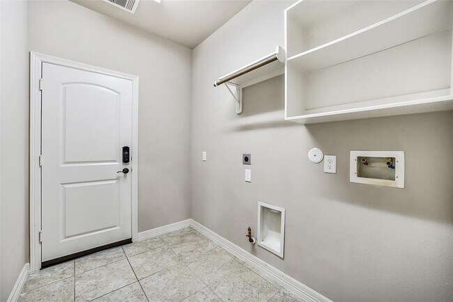 Building Photo - 16815 Violet Trace Ct