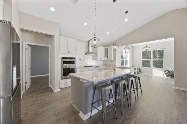 Building Photo - Modern 3 Bedroom 2 Bathroom Myrtle Beach Home